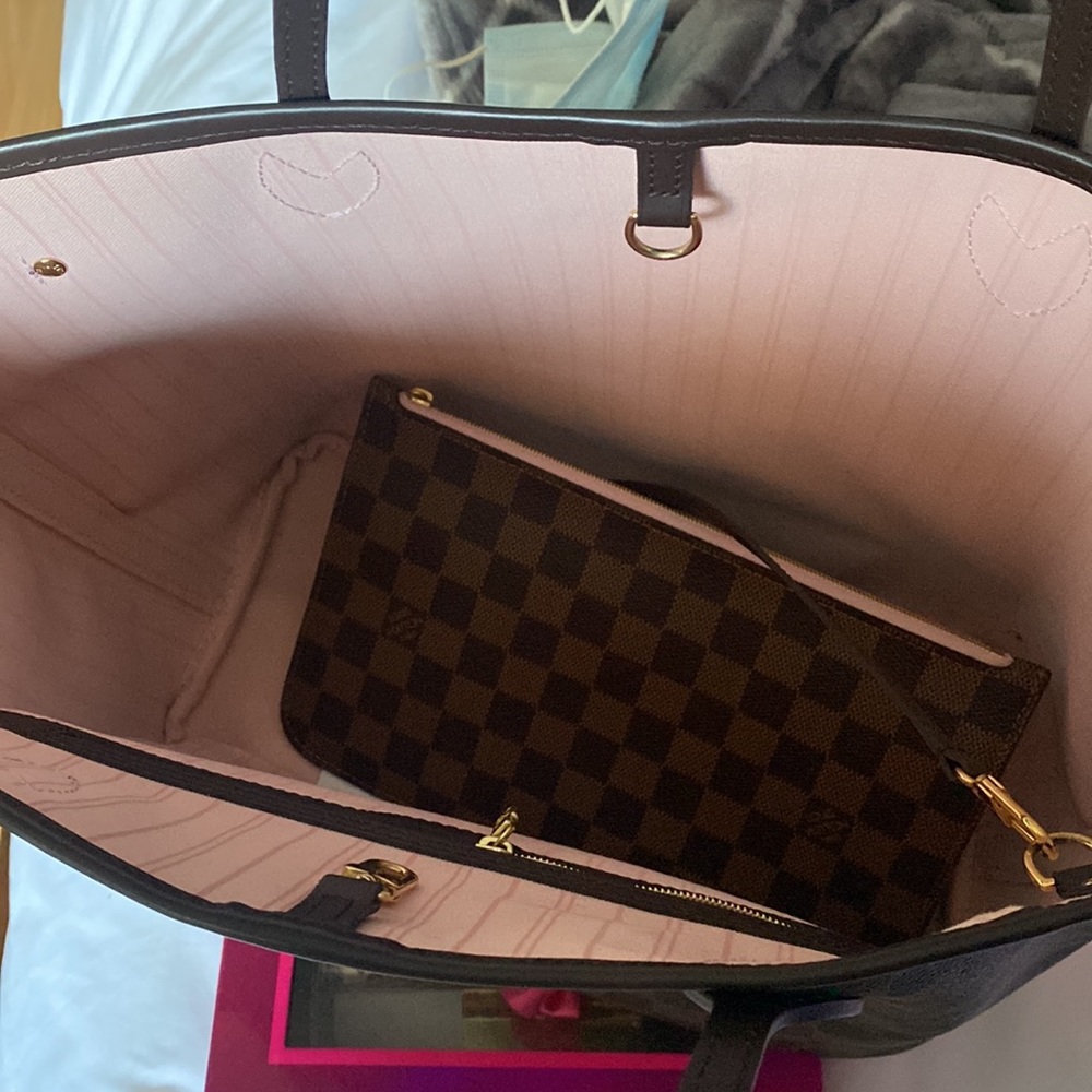 Louis Vuitton Neverfull MM - Picture 3 of 7